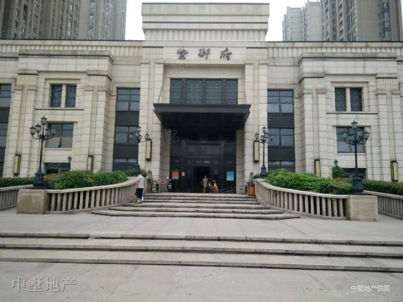 经开区紫御府次新小区中间楼层168东近地铁诚心卖
