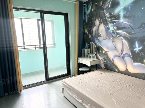 房东直租无中介费绿地中心_4号线地铁口里店雅苑单间