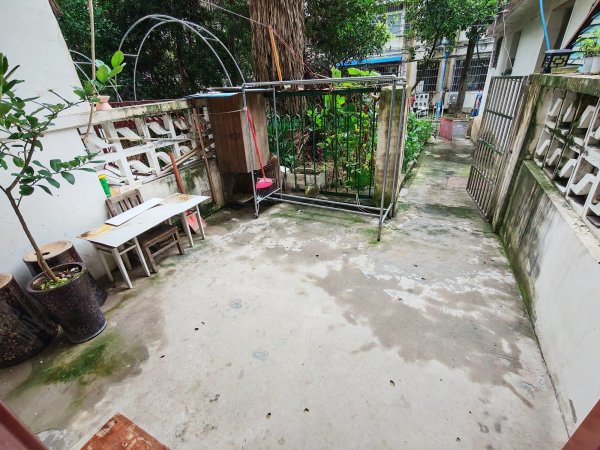 一里井地铁口_长城安居小区_精装2室_1楼带院子_图片实拍