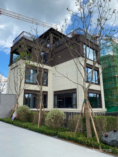 贵阳房产网>贵阳二手房>花溪二手房>花溪公园二手房>龙湖湖山原著>