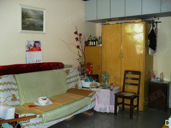 上海淞南7村租房,2室1厅1卫,租金1800元起