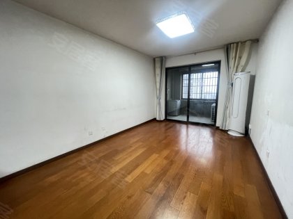 近地铁口禹洲中央城一期(花香美地)_电梯房_采光好_南北通透