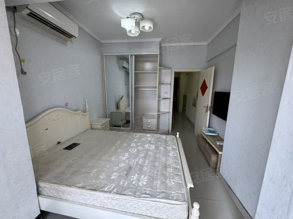 洪岗地铁口，精装小两室__家电齐全，拎包即住_民用水电通燃气