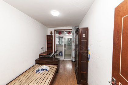 火车站旁_新蚌埠路_胜利小区_三楼_两室一厅_拎包入住