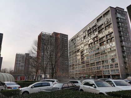 汇佳人口_北京汇佳职业学院(2)