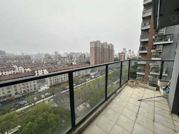 家天下二期全屋瓷砖精装修三室一厅_大阳台采光好_紧邻商圈