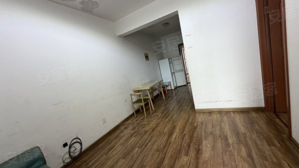 博澳丽苑_电梯房_阳光充足_2室1厅1卫出租随时看房入住