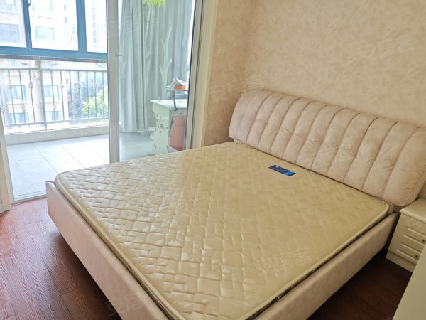 金域蓝湾_北一环白水坝地铁口高层电梯_家电家具全拎包入住急租