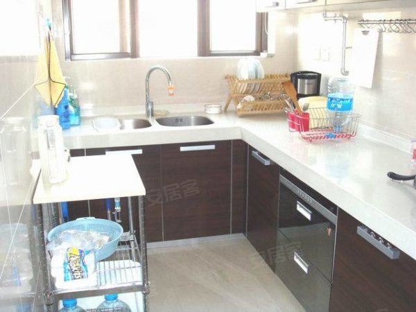 股票跌损失惨重。业主强制被平仓。低于市场价