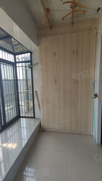 公园道1号(南区)_1室1厅1卫__电梯房_39平米