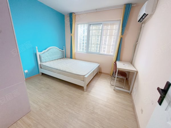 押一付一拎包入住无中介费可
