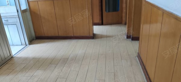 南一环_富广大厦旁_青年一村_南北通透_3室1厅1卫_采光好