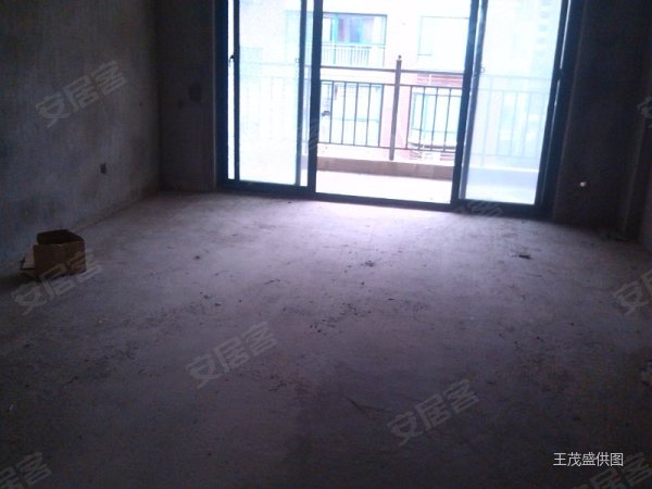 莫斯科人均绿地面积_南昌人均居住面积(2)