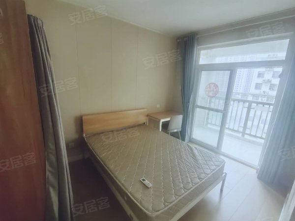 高速时代广场_有车位_精装三室_家电齐全_可短租