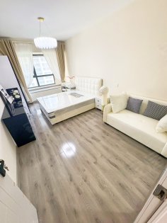 近中信银行交行奥特莱斯可短租月付拎包入住民用电悦湖苑阳台独卫