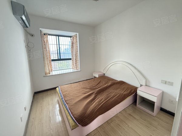 拒绝虚假_上品家苑_精装两室两厅一厨一卫_拎包入住_南北通透