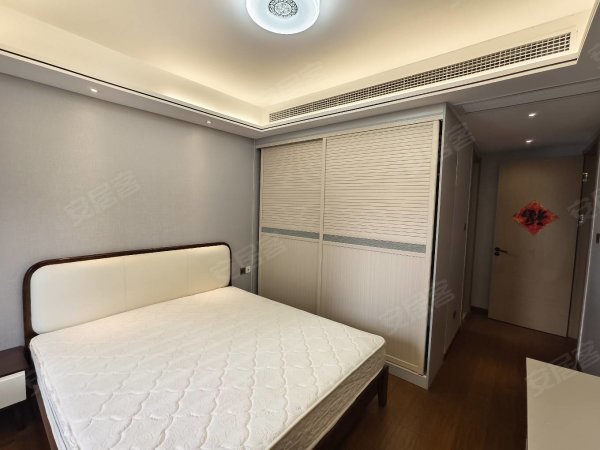 全屋高端定制自住精装修大三房两卫_包物业费_高配家具家电