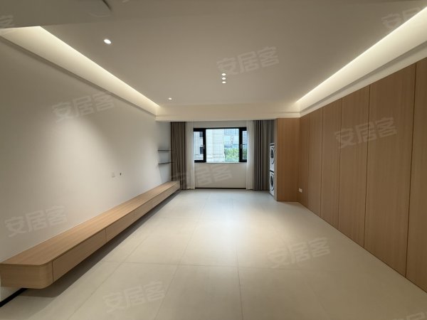 全景玻璃幕墙_叠墅宅邸_采光视野_零遮挡_私域园林_静谧宜居