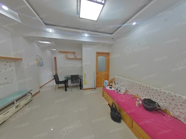 上海城市_正大广场旁边_拎包入住_阳光充足