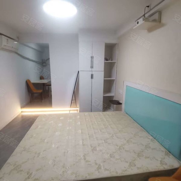 万达旁地铁口芜湖路43号大院_采光好_急租房源_家电齐全