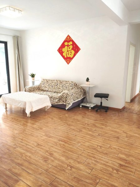 蜀西湖_砂之船奥莱_家电齐全_四室两厅_近地铁口七中