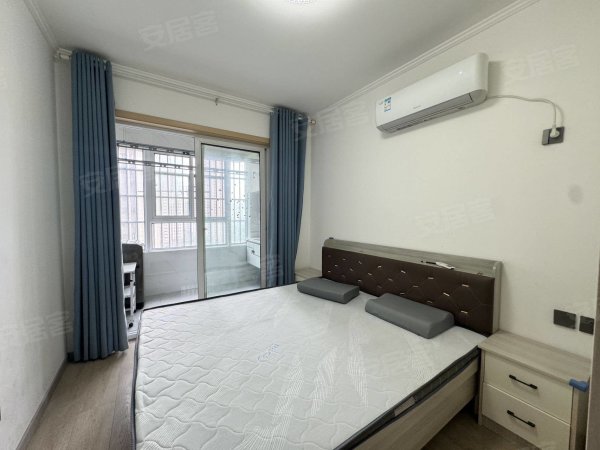 滨湖沁园_精装两室_业主自住装修_全屋定制_瓷砖金融港方圆荟