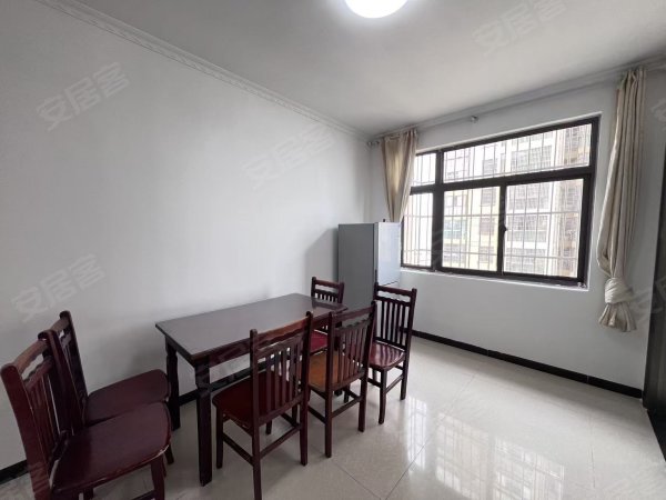 光盛豪庭精装电梯两室阳台朝南南北通透下楼就是地铁口拎包入住