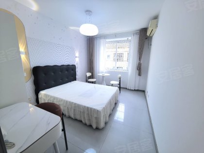 万象城正大广场旁_精装主卧独卫_领包入住_押一付一_全屋地砖
