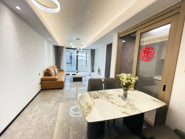 中安创谷旁时代星河精装大三居，拎包入住