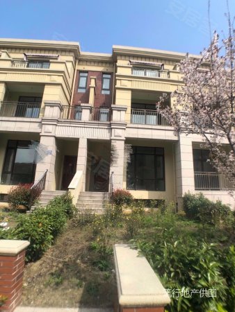 华府7区在卖的中间套华府庄园别墅诚意出售花园50平