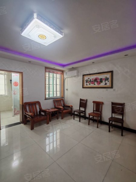蜀鑫雅苑精装两室两厅出租房