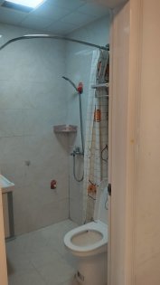 一楼出入方便，精装，家电齐全，交通方便