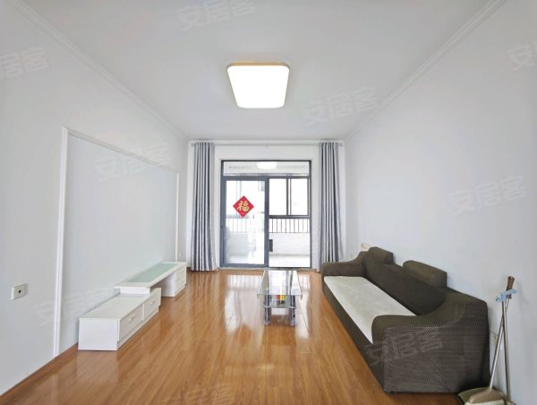宝能城一期精装三室~家具齐全拎包入住近水街~近银泰~近地铁~