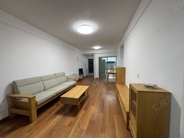 全屋定制，实木家具！大富鸿学府，精装3房，守次出租，看中可谈