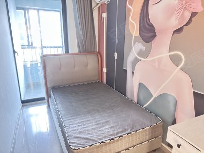房东直租_无中介费_五里华庭_通风好_15平_家电齐全