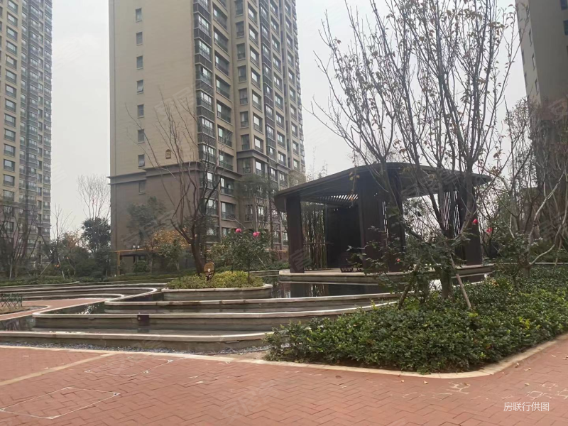 一线河景万达旁开元壹号瑞景苑两室两厅低于市场价随时看房
