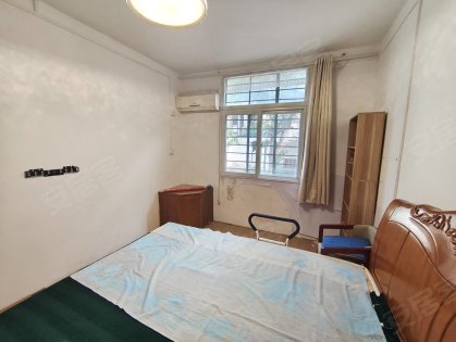 大钟楼_锦桂花园工大北村一楼带大院子_三房一厅_香港街青小近