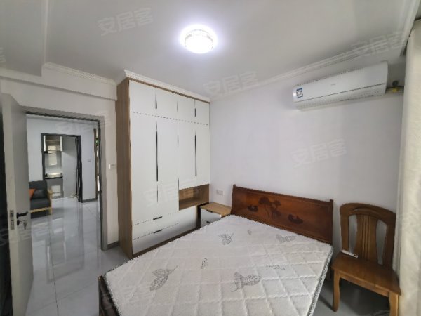 湖畔义乐_业主自住精装_两室全屋定制_停车方便_随时看房