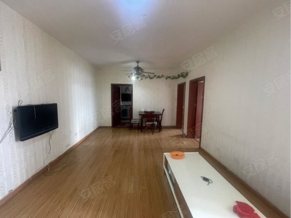 5号线地铁口附近_宜家华孚商业广场_精装修家电齐全拎包入住