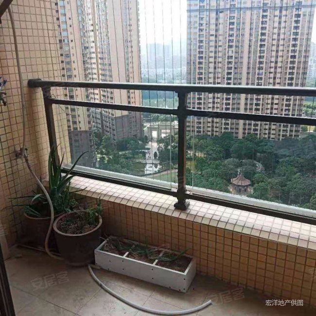 宏远汇龙湾精装四房出售高层南北对流户型好业主自住满五
