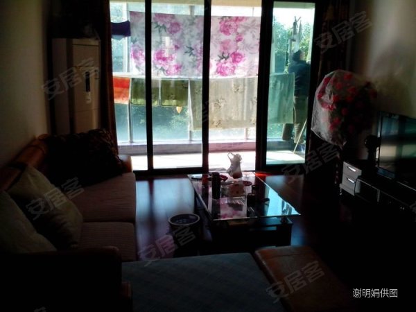 出售 朗悦湾临湖大三房 精装带名牌家具 抄底价出售 , 朗悦高清图片