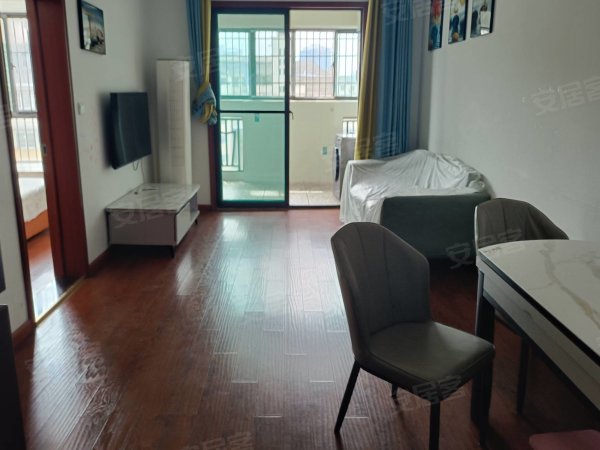 三号线畅和家园精装修拎包入住随时看房有钥匙