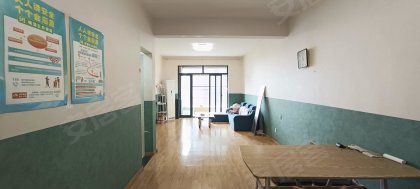 3号5地铁口宜家万象汇购物圈精装房拎包入住交通方便采光好