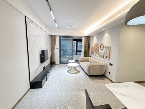 租客刚走_实拍图_拎包即住近国轩高科_金融小镇_随时看房