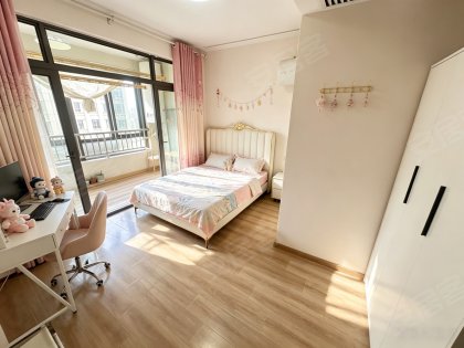 租期随意_大阳台主卧套内一室_可做饭_民用水电_短租押一付一