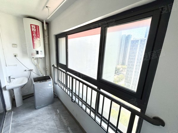 可全女生_主卧独卫_无隔断民水民电_包网络物业_周保洁
