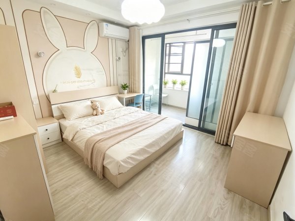 大阳台_阳光充沛_有独立卫浴_房间宽敞_住宅舒服押一付一