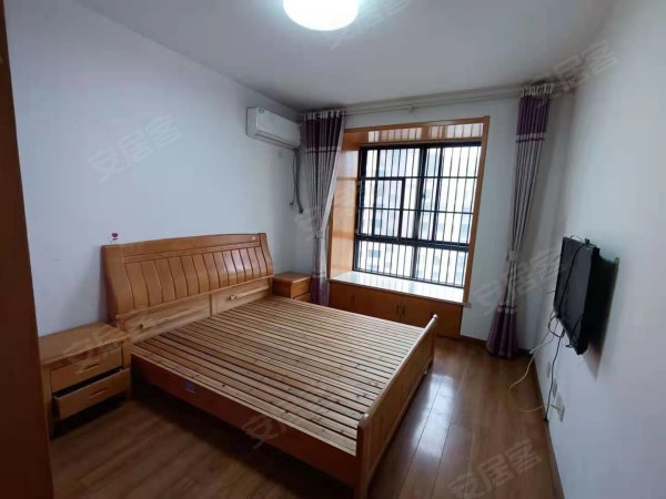 地铁口2号线_琥珀名城和园_精装家具家电齐_采光好