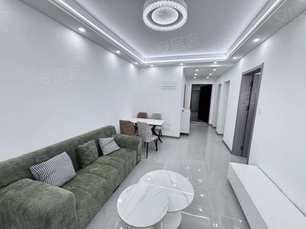 鹤翔园精装两室，家电一级能效，住过人无甲醛，楼层采光好包物业