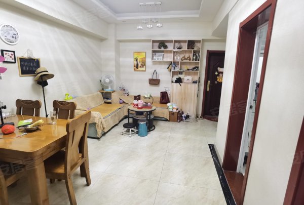 新出百乐门悦府_精装修_房东自住房_首次出租_干净整洁